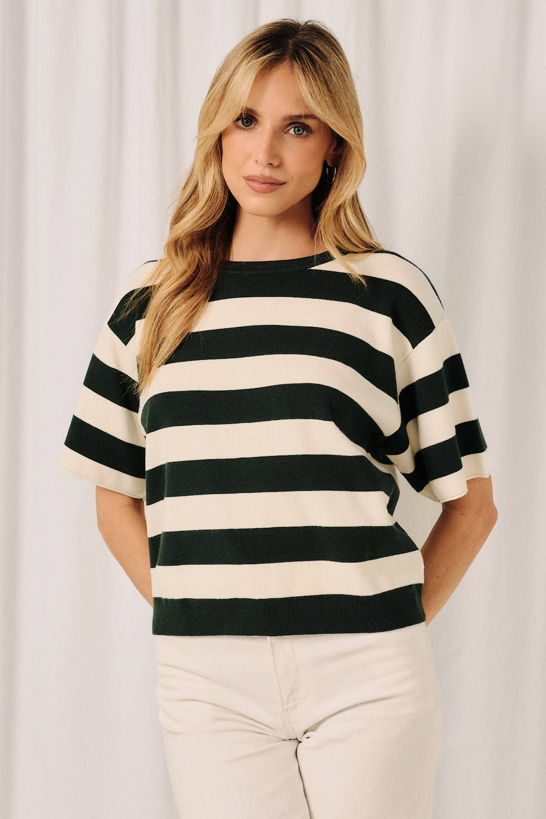 ROUND CREW NECK CROPPED BOXY STRIPED SWEATER TOP