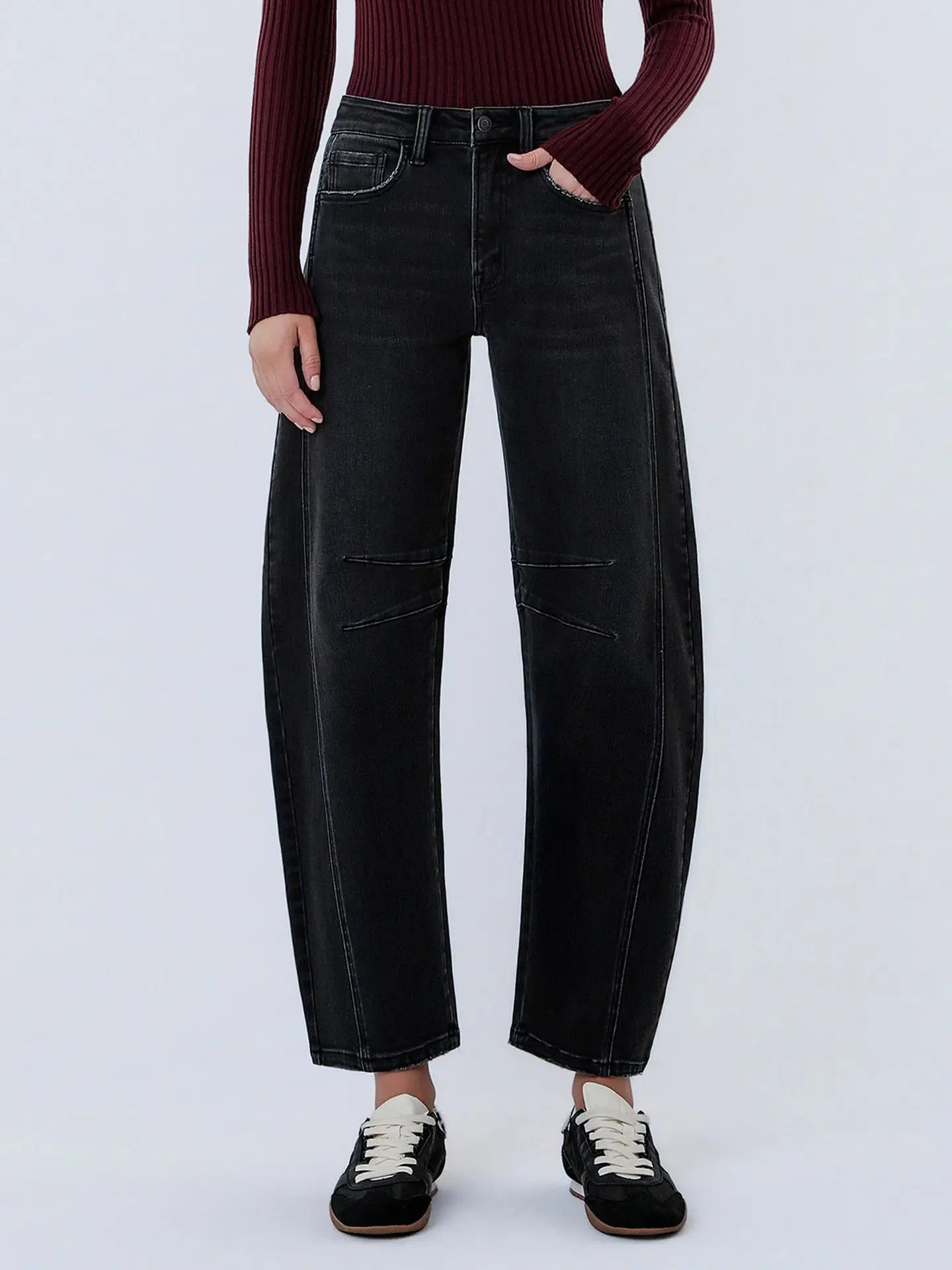 SAMMIE BLACK BARREL JEANS