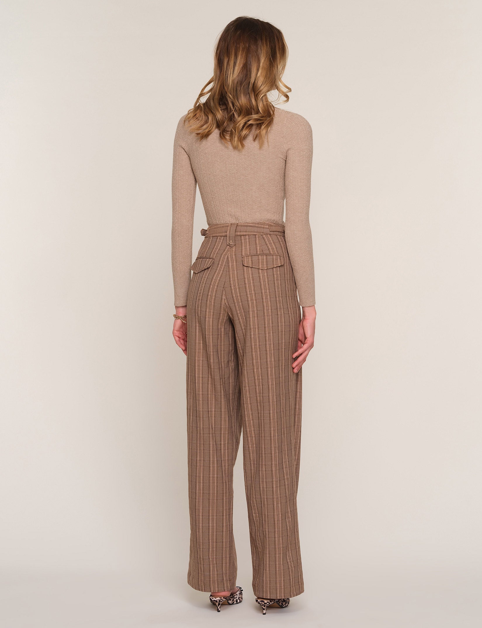 MELLIE PANT