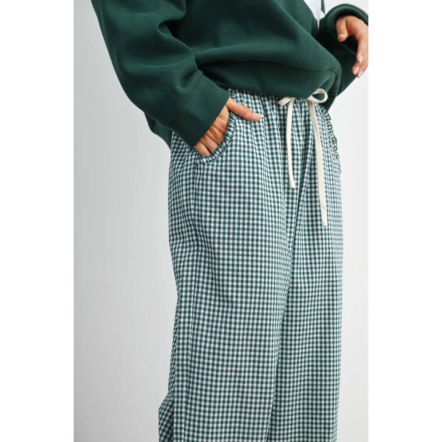 Gingham Ruffle Hem Pant
