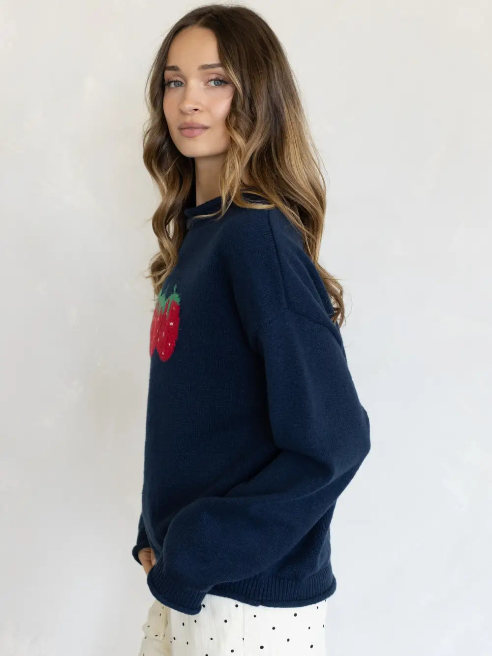 BERRY SWEATER