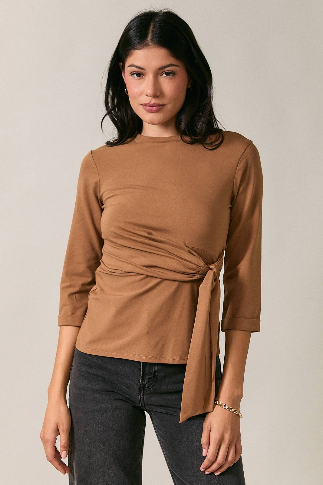 CREW NECK 3/4 SLEEVE SIDE TIE TOP