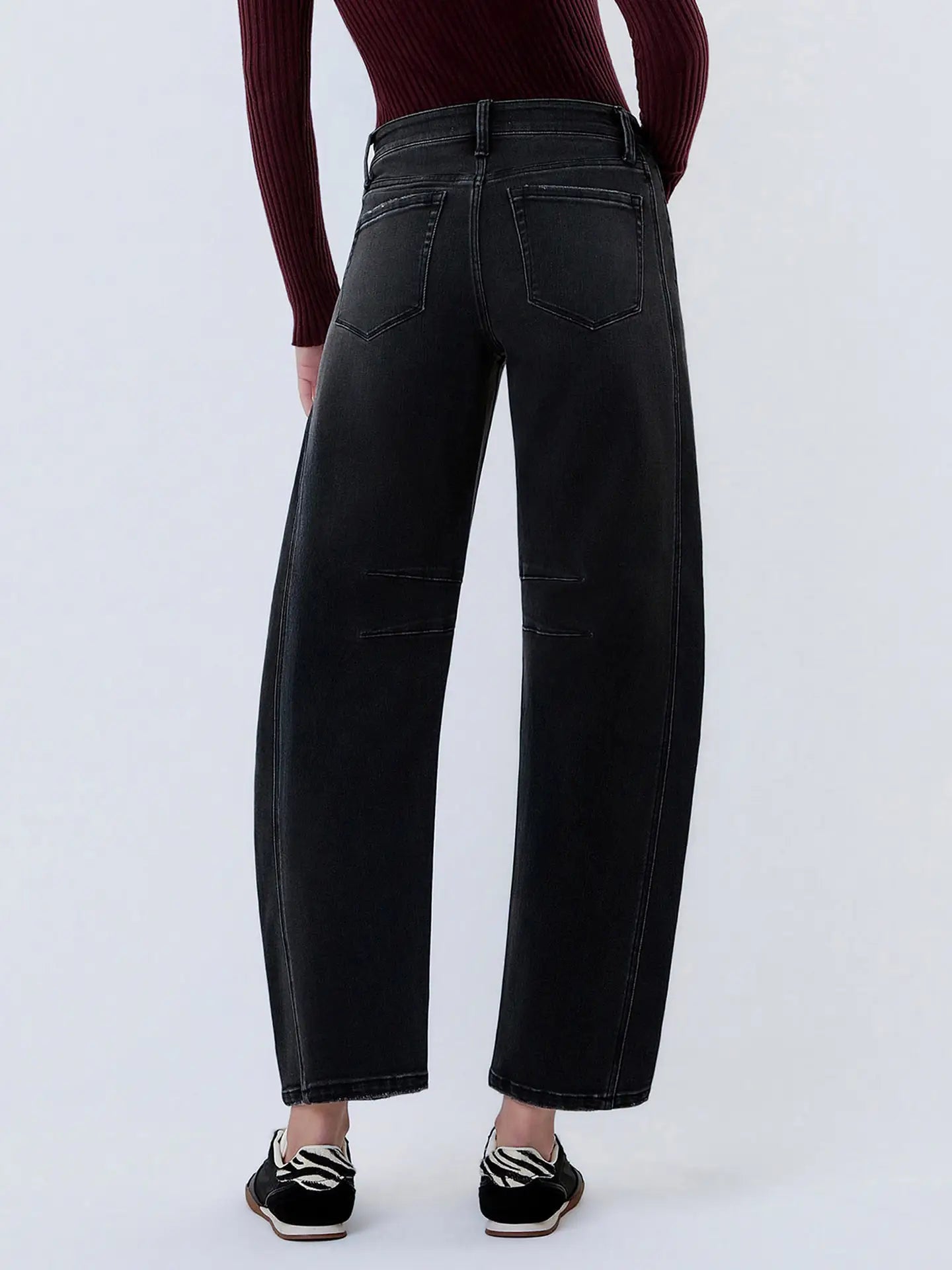 SAMMIE BLACK BARREL JEANS