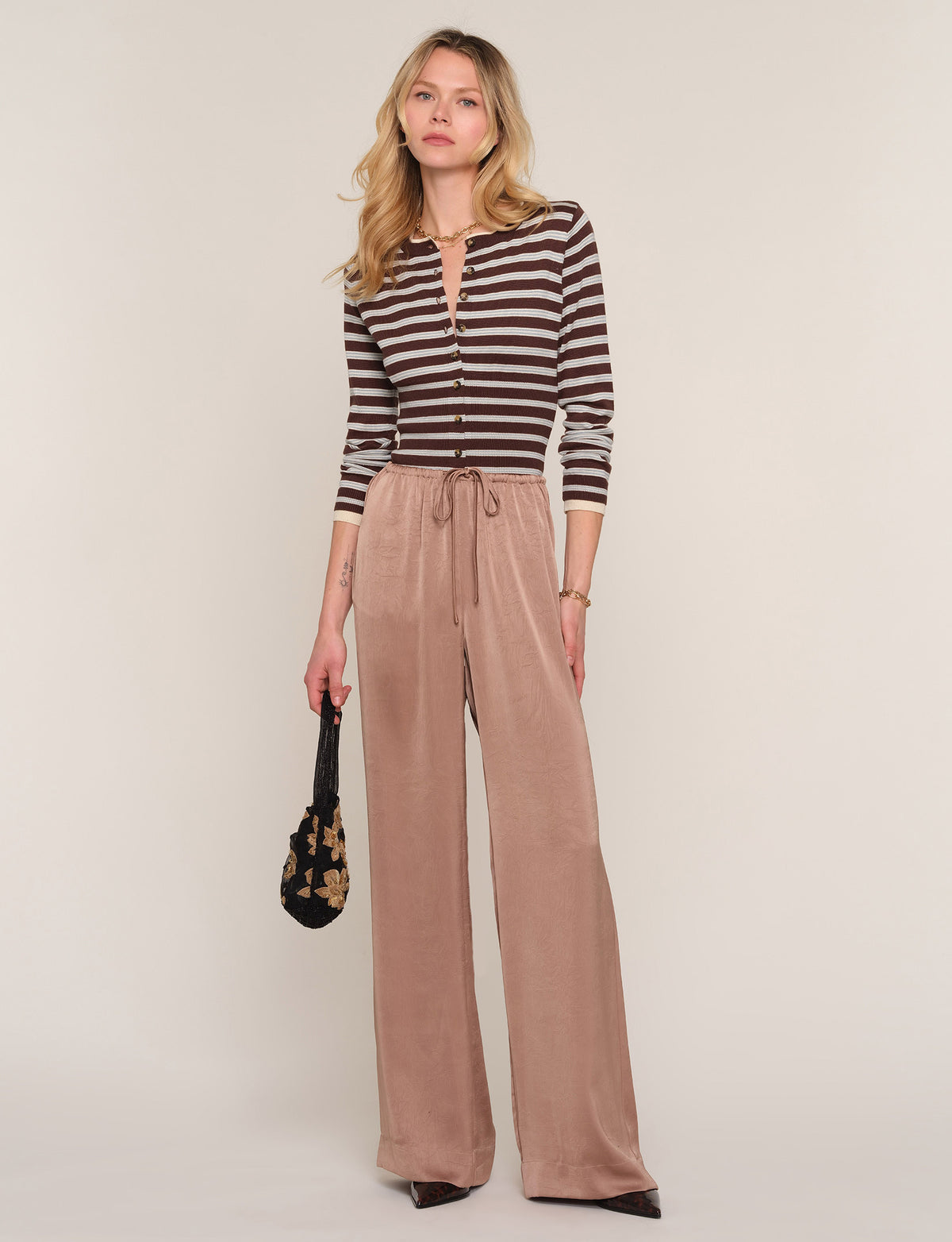 KAIRI PANT