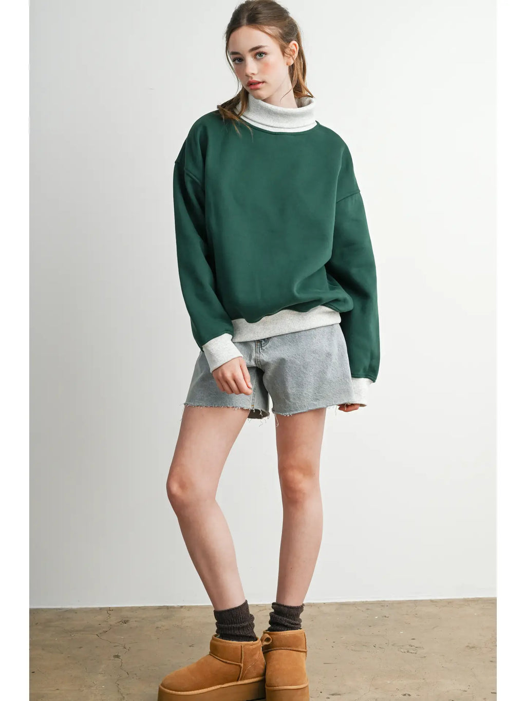 KATIE TURTLENECK