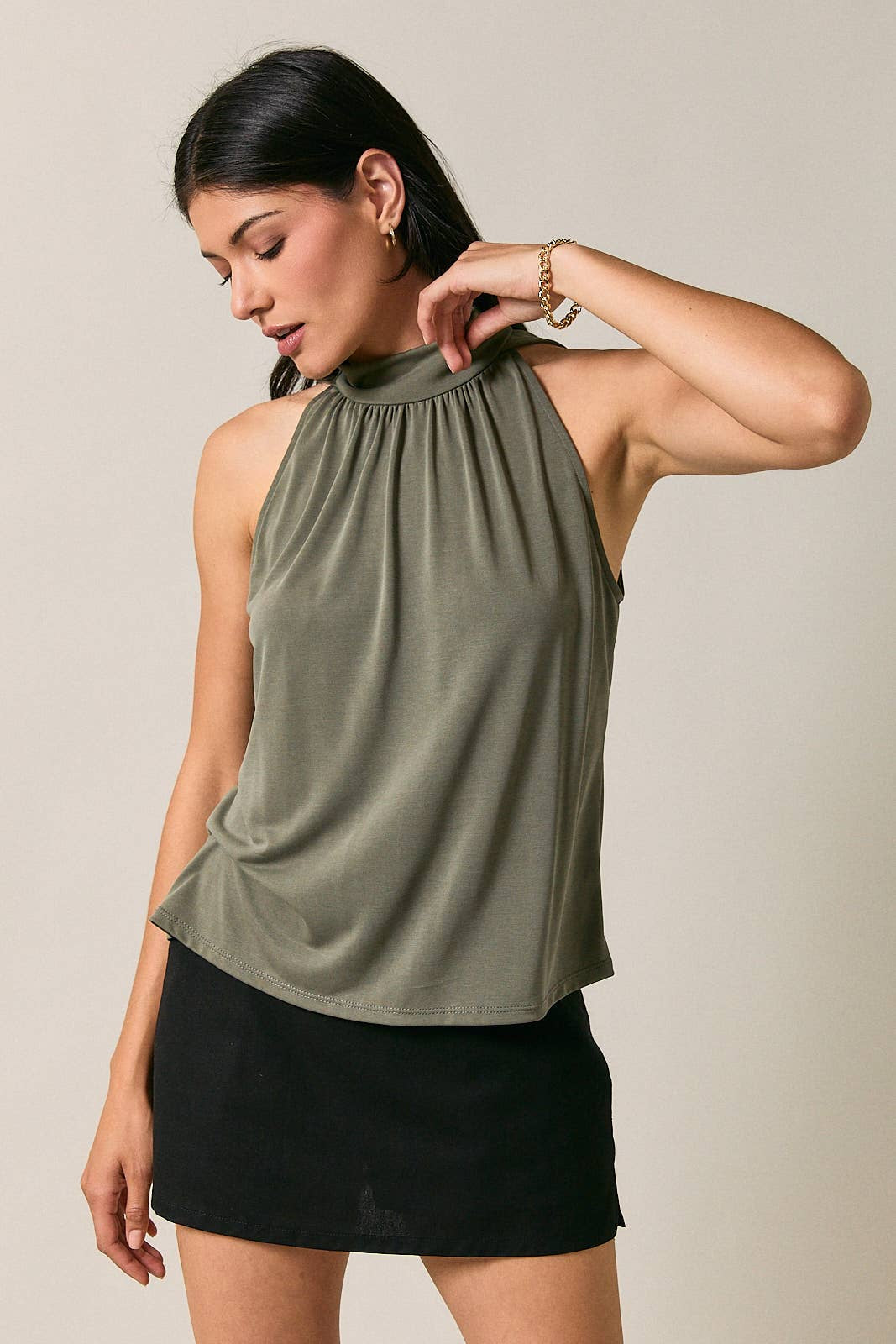 MOCK NECK SLEEVELESS HALTER TOP